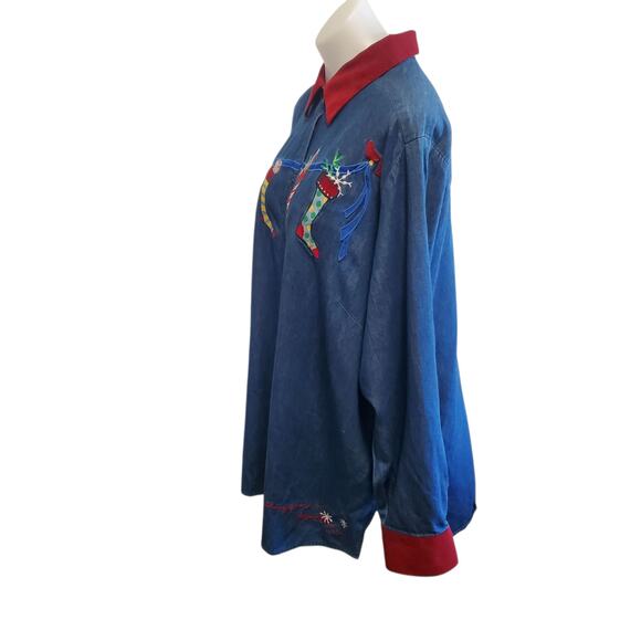 Vintage Karen Scott Denim Christmas Happy Holidays Embroidered Stockings Shirt - Picture 9 of 13